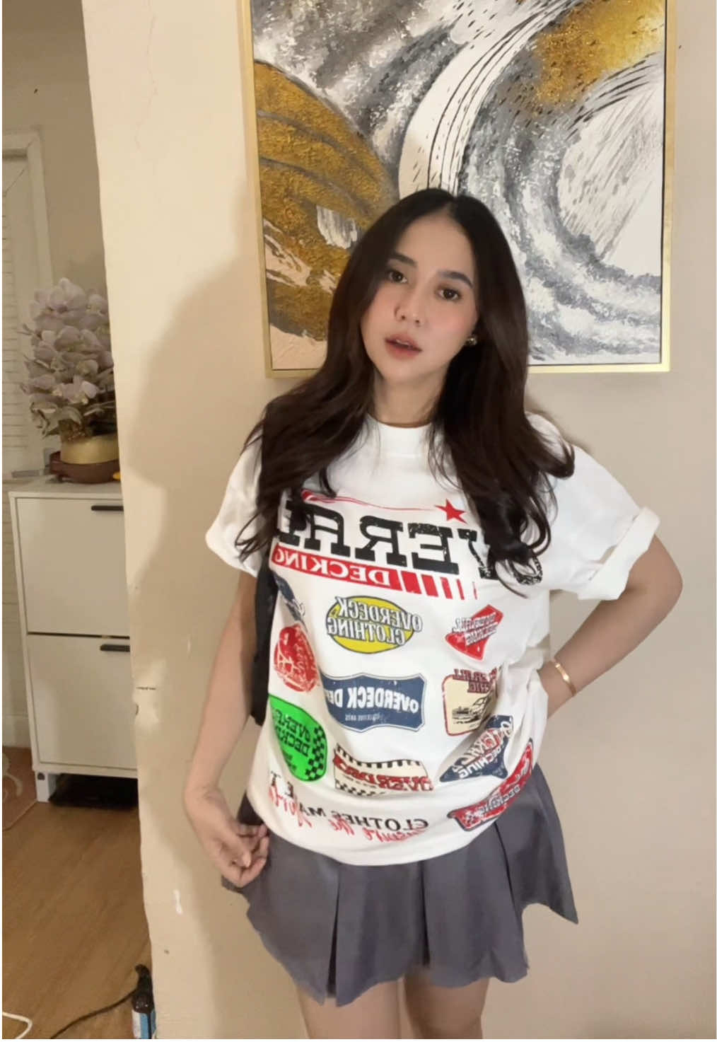 Kaget sih sma harganya mana bagus banget lagi 😭 beliin buat cowo kalian guys 😂#tshirt #kaosoversize #kaosunisex #fyp 