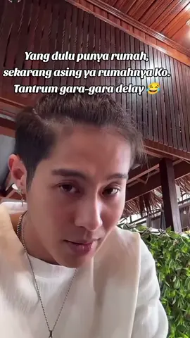 Yang dulu punya rumah, sekarang asing ya rumahnya Ko. Pahamkan sehari aja ga bareng pusing Pala mana uda jadwal pulang delay 😂😂  Tantrum gara-gara delay 😂 #ericarl #djpandaofficial #djpanda #fyp #foryou 
