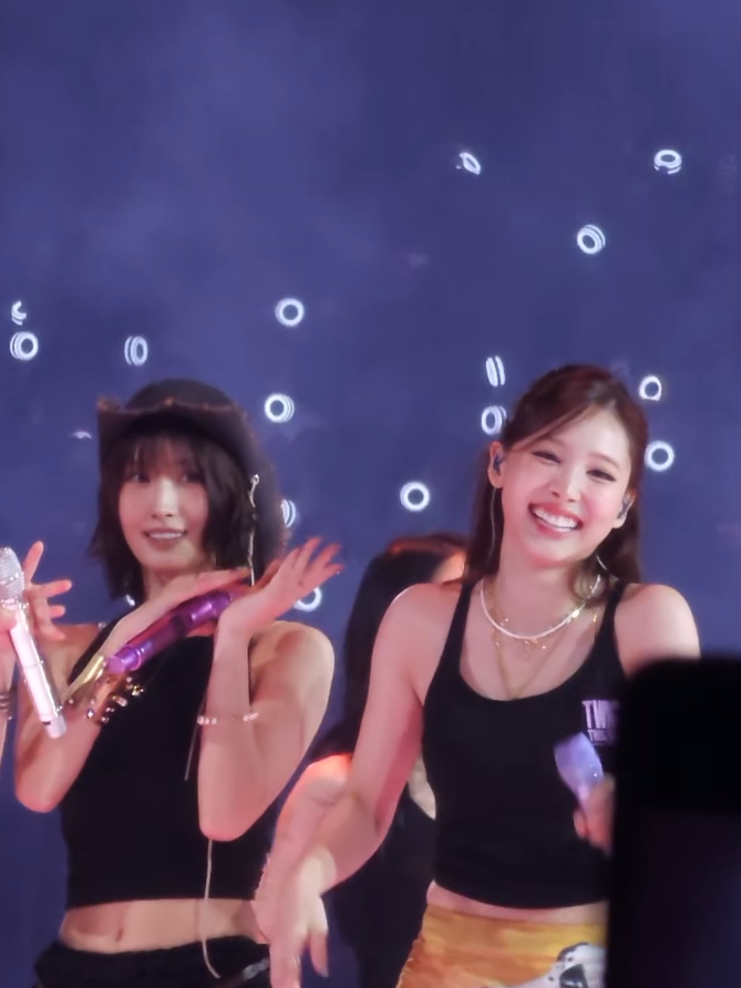 #twice #nayeon #twicesongs #twiceconcert #fancam 