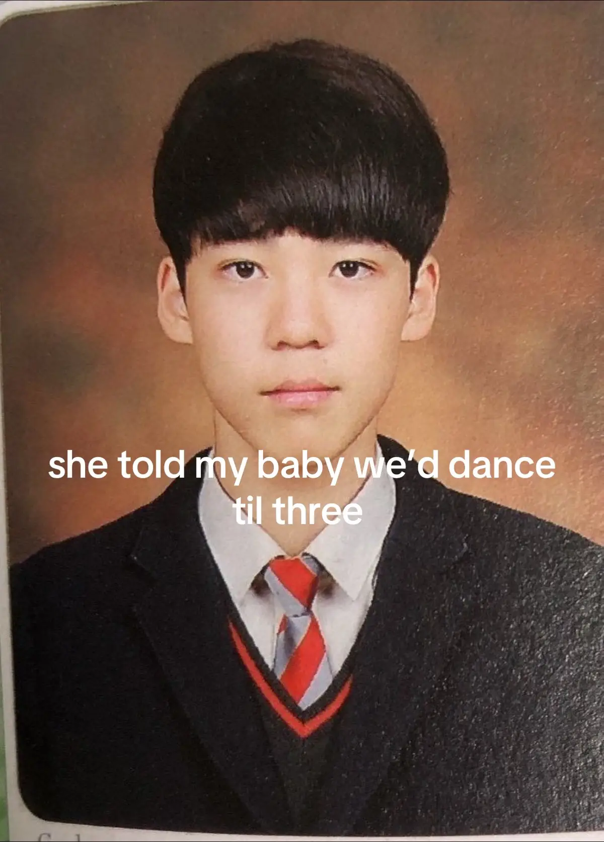 his younger pics are so cute 😭 #ateez #yunho #kpop #fyp 