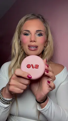 The best setting powder I’m wearing shade ultra pink @ONE SIZE BEAUTY #onesize #onesizebeauty #settingpowder  #tiktokshopcreatorpicks #onesizesettingpowder 