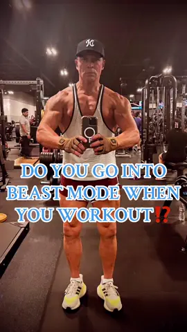 It’s so hard not to be in BEAST MODE‼️ Being the gym is no place like home no matter how little I work out now. The key has been consistency all my life carrying me into my golden years. #hairstylist #beastmodeon #scandalrandall #fitnesspro #keeponkeepingon