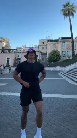 Running in Rome was beautiful🤌🏽 #run #Running #italy #rome #holiday #vacation #Fitness #workout #cardio #Summer #MentalHealth #mentality #aesthetic #physique #asian #tattoo #active #life #Lifestyle #foryou 