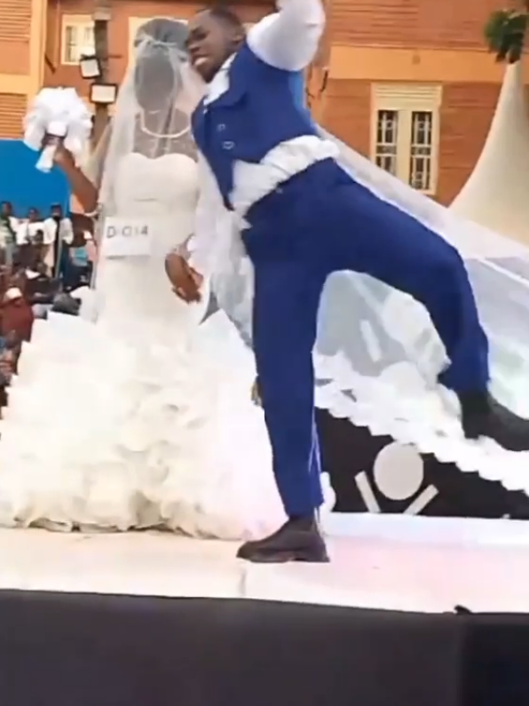 Attassa's wedding day , let's give him a big clapping  #fu #fup #weddingdress #fyppppppppppppppppppppppp 