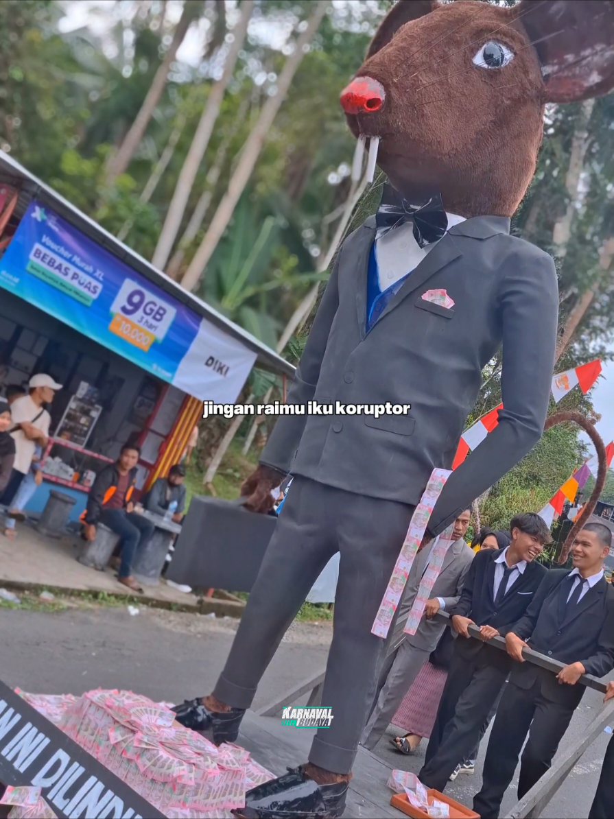 ogoh-ogoh tikus berpakaian rapi #karnaval2025 #karnavaldesakwaderan2025 #kwaderankajoran 