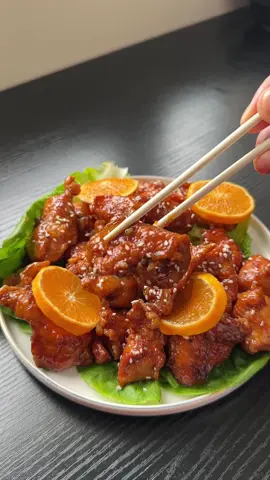 Ganitong luto naman yung gawin mo sa chicken breast   Ingredients: Chicken breast 1 tbsp Patis 1 tbsp Toyo 1 tbsp Flour 2 tbsp Cornstarch 1 Egg Pepper Orange Sauce: 1 tbsp Unsalted Butter 3 Garlic Cloves 1 inch Ginger 1 cup Orange Juice 2 tbsp Soy Sauce 2 tbsp Vinegar 3 tbsp Sugar 1 tsp Orange Zest #chicken #delicious #Recipe #foodblogger 