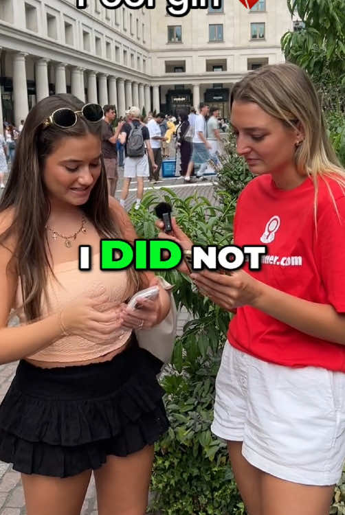 This has to be the worst way to find out your partner is cheating… Cheater Scanner clutch #cheatersgettingcaught #trustissues #Relationship #cheating #cheaterscanner 