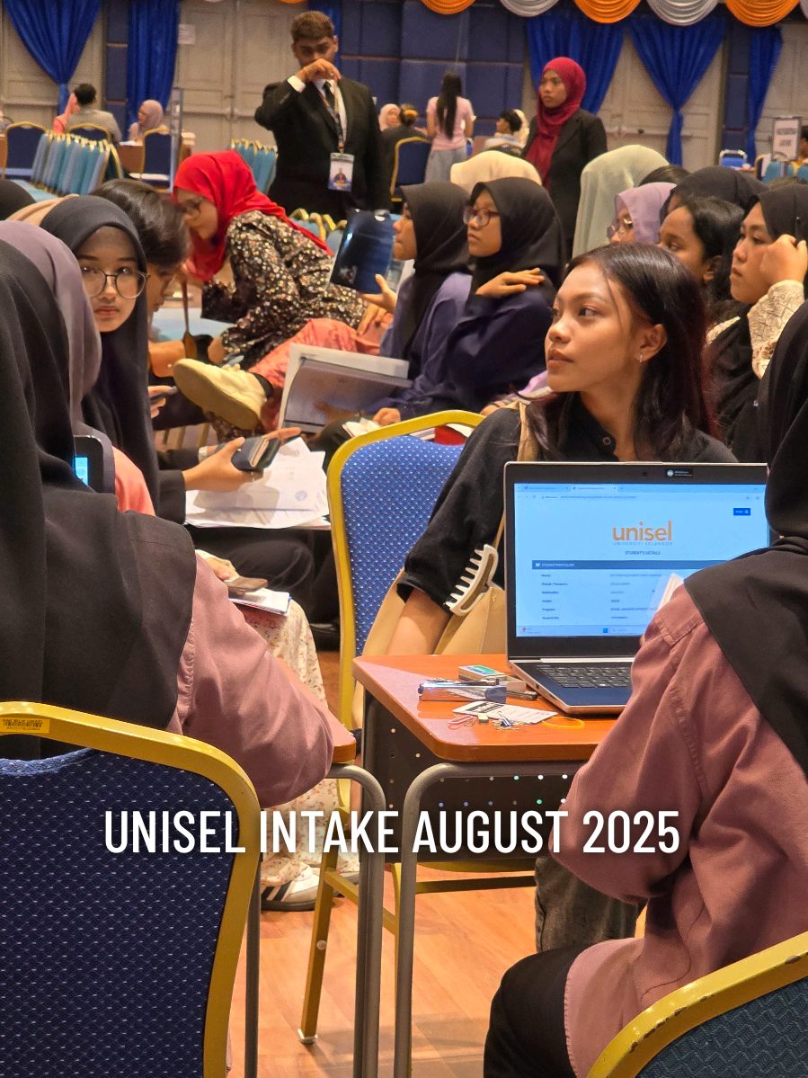 WELCOME TO UNISEL 🤩👋 BUAT SEMUA PELAJAR BAHARU INTAKE AUGUST 2025 ☺️🤝 ..SELAMAT DATANG KE DALAM KELUARGA BESAR UNIVERSITI SELANGOR. 