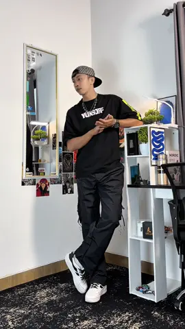 Kaos oversize hstl emang kece 🤙🏻 #kaosoversize 
