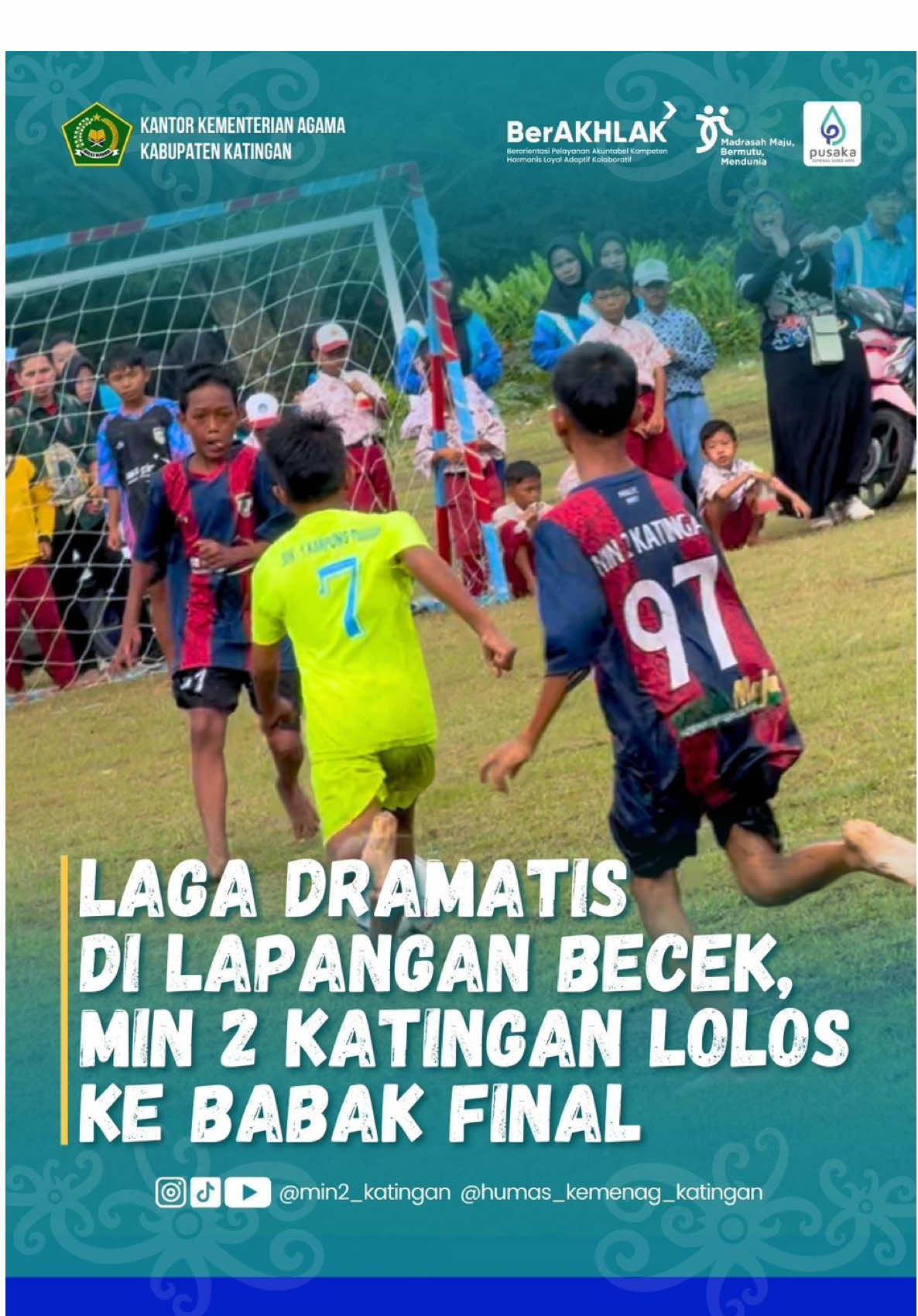 Tim putra MIN 2 Katingan (A) kembali menunjukkan performa terbaiknya pada laga semifinal Mini Soccer tingkat SD/MI HUT RI ke-80 di Pegatan, Kamis, 28 Agustus 2025. Bertemu SDN 1 Kampung Tengah dalam kondisi lapangan becek pasca hujan, pertandingan berlangsung tensi tinggi dan penuh tantangan. Meski begitu, Alwi cs tampil solid dan berhasil mencetak gol lewat sepakan Alwi, kemudian dilanjutkan oleh Kholil hingga skor akhir 3-0.🔥 Kemenangan ini memastikan langkah MIN 2 Katingan menuju partai Final dengan penuh percaya diri. Semoga tim putra MIN 2 Katingan dapat mempertahankan semangat, sportivitas, dan kekompakan, sehingga mampu menorehkan hasil terbaik pada laga puncak nanti. ✨👏🏻 ___________ Yuk Follow @min2_katingan buat dapetin update aktivitas pembelajaran siswa dan konten menarik lainnya 🤩 #Aktualisasi #DiklatCPNS #BDKBanjarmasin #MIN2Katingan #SahabatMadrasah 