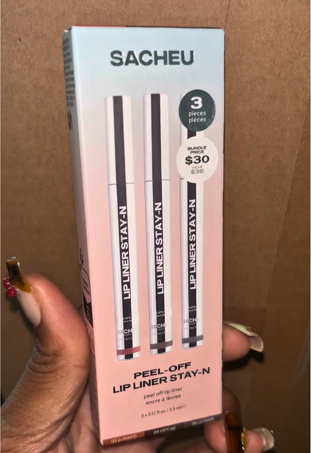 First time trying peel off lip stain and I’m impressed😉  @SACHEU Beauty  #peelofflipstain #lipstain #lipstain #sacheubeauty #lipcombo 