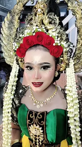 make upin atlet perenang handal 🥰😍masyaAllah bisa secantiiik ini banjir pujian 😍😍😍#fyp #fypシ #riaskarnaval 