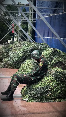 Ngủ một chút thôi ! #bodoi #trending #quandoi #quandoi #quandoinhandanvietnam #a80 #phaole #trend #HànhTrìnhMới #HànhTrìnhMới #sanvandongmydinh #viral #viralvideo 