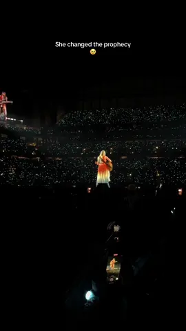 Crying still #taylorswift #swifttok #theprophecy #fyp #trending 