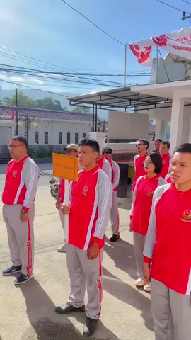 Upacara Pembukaan Pekan Olahraga dalam rangka menyambut Hari Lahir Kejaksaan Republik Indonesia ke 80 di Kejaksaan Negeri Tapanuli Utara dengan tema 