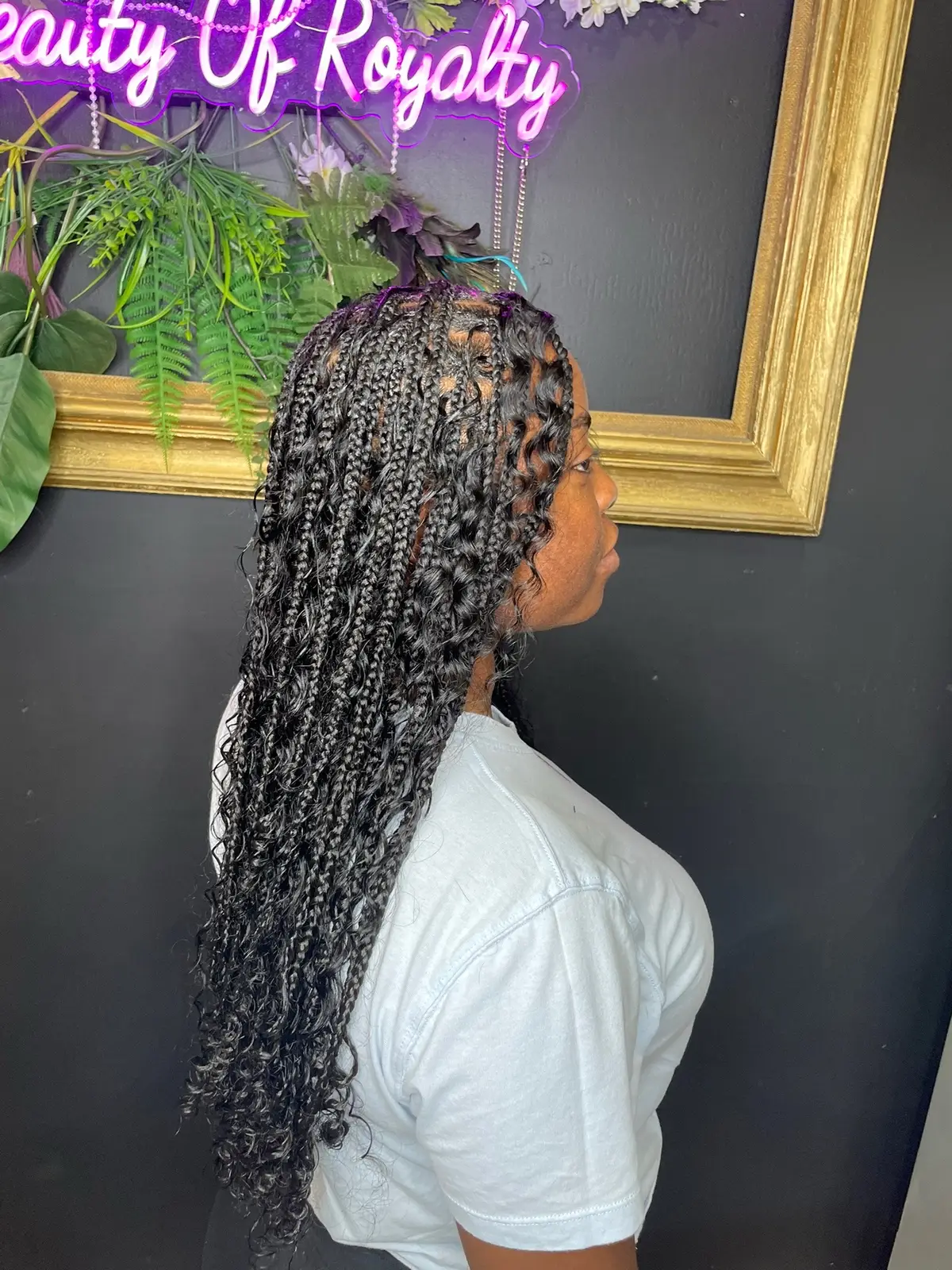 RETURNING LAS VEGAS CLIENT 🙌🏽💕 Welcoming back my Loyal client 😍 She came in and received extra boho medium knotless braids 😍💜.  EXTRA BOHO SMEDIUM KNOTLESS 🥰🙏🏽 💜💜💜💜💜💜💜💜💜💜💜💜💜💜 ✨Extra Boho SMedium Knotless  ✨4-5 hours