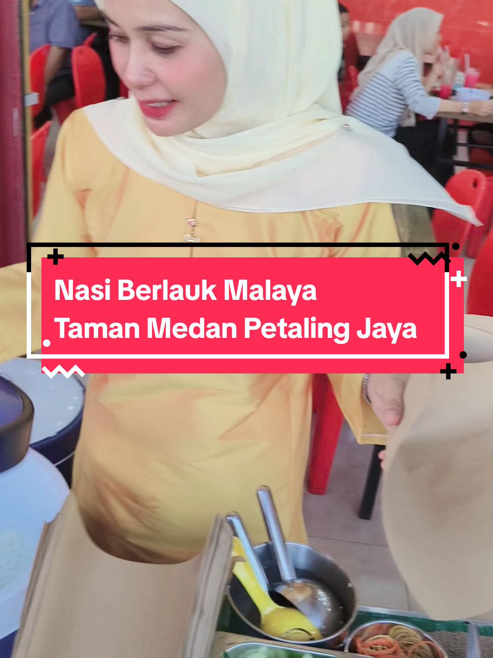 Selamat datang ke Nasi Berlauk Malaya, Taman Medan Petaling Jaya! Kami sajikan nasi dagang, nasi kerabu, nasi lemak, nasi berlauk, gulai ayam, daging, kambing, ikan tongkol, kerutuk daging, lontong, bihun goreng, laksam, laksa dan kuih-muih tradisi. Dibuka setiap hari 7 pagi hingga 2 petang. Terima kasih dari Kunyet-Kunyet Malaya, Taman Medan Petaling Jaya! #JuscikRoses  #NasiBerlaukMalaya  #NasiDagangMalaya  #NasiKerabuMalaya  #KunyetkunyetMalaya 