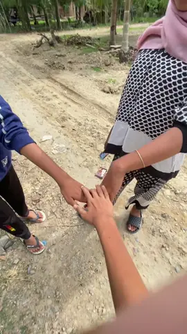 #fyp #fypシ゚viral #fyp #komedi #aceh @リスク🕷️ @adekzal: ini faiza @Rahmaa #trioaceh #trio_Aceh 