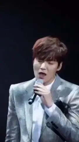 #마이송🎧🎵🎶 #이민호leeminho #leeminho_official #foryou #fyp 