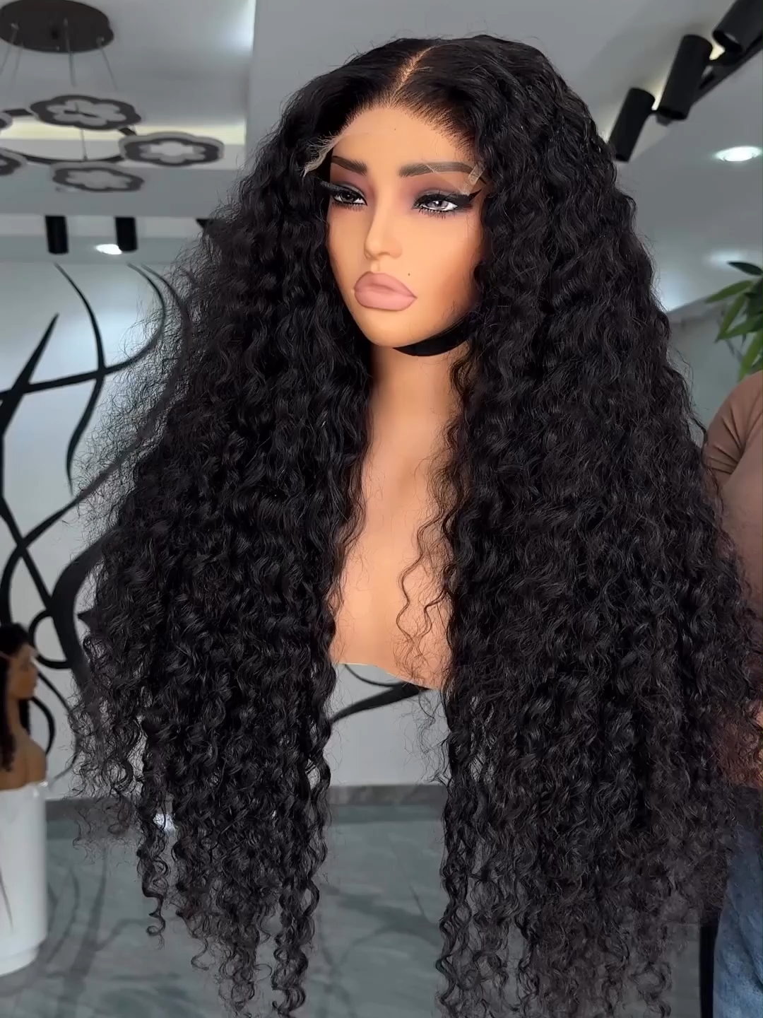 This wig really does it all👏🏾Soft+ bouncy curls = instant classy look 😍 Hair: Pull & Go Glueless Deep Wave 6x5 HD Lace Wig Drawstring #tinashehair #hairtok #weargowig #wiginstall #wigforbeginner #humanhairwig #beginnerfriendly #naturalhair #hairdone #wigtutorials #hairproduct #curlyhairroutine #gluelesswig #deepwave #weargowig