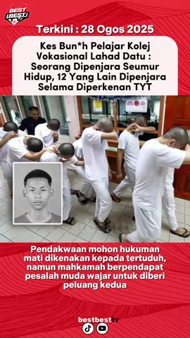 TAWAU: Mahkamah Tinggi hari ini menjatuhkan hukuman penjara seumur hidup dan 12 kali sebatan ke atas seorang bekas pelajar Kolej Vokasional (KV) Lahad Datu selepas didapati bersalah membun*h Mohamad Nazmie Aizzat Mohd Narul Azwan, 17, Mac tahun lalu. Hakim Datuk Duncan Sikodol pada prosiding penetapan hukuman itu turut memerintahkan 12 tertuduh lain yang masih di bawah umur dipenjara selama diperkenankan Tuan Yang Terutama (TYT) Yang Dipertua Negeri Sabah atas kesalahan sama. Beliau ketika membacakan hukuman, berkata walaupun pihak pendakwaan memohon hukuman mati diberikan kepada tertuduh yang kini berusia 20 tahun, namun mahkamah berpendapat bahawa dia (pesalah muda) wajar diberikan peluang untuk berubah dan membina semula kehidupannya sebagai seorang warganegara yang berguna. Katanya, sekalipun usia muda adalah satu keadaan yang boleh dipertimbangkan, ia tidak cukup kuat untuk menjustifikasikan pengurangan hukuman mengambil kira tahap keseriusan jenayah yang dilakukan. 