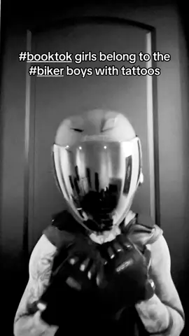 Goes hand to throat I mean hand to hand… #fyp #bike #foryou #trend #fypシ 