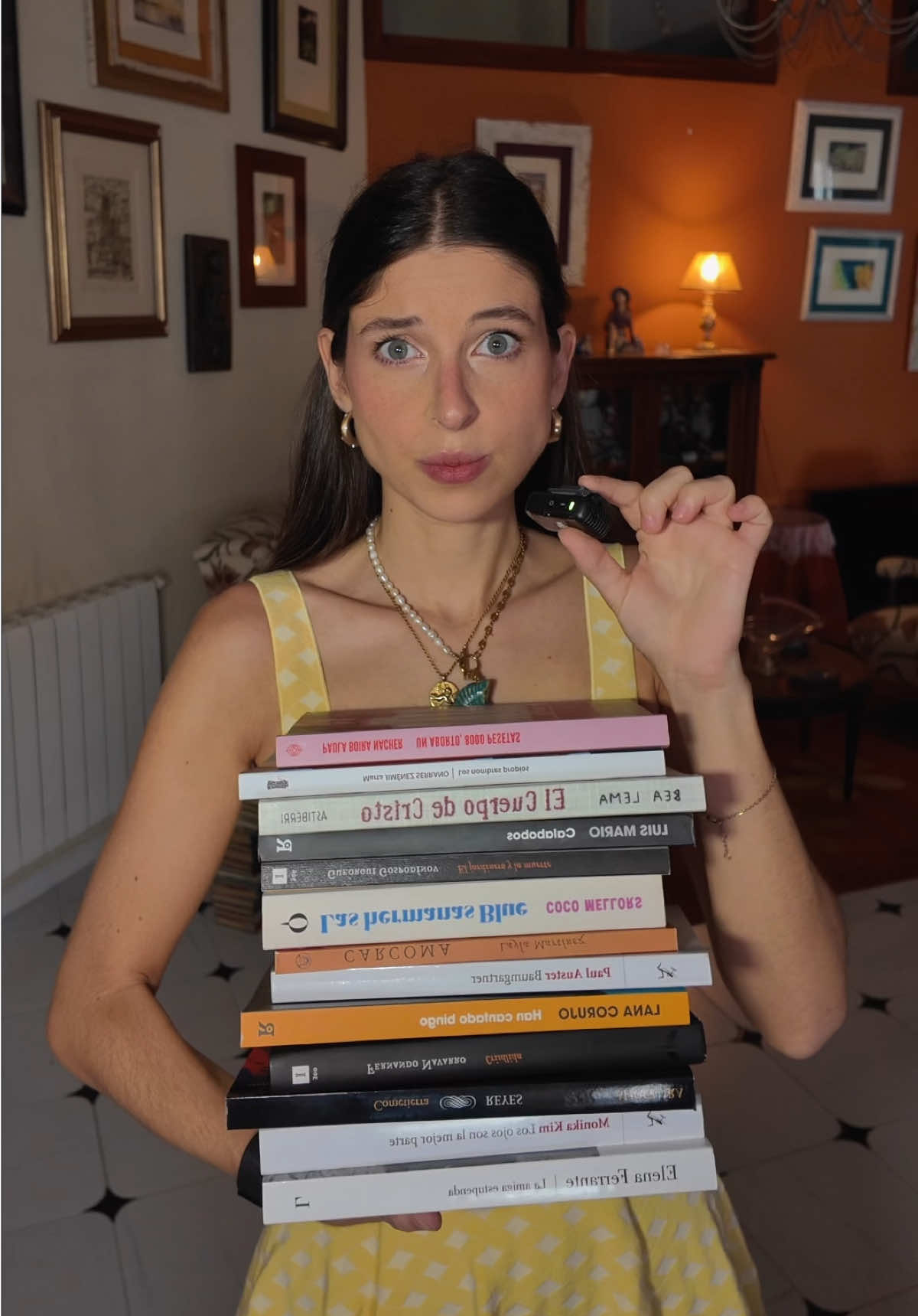 quién necesita amigos? #fyp #parati #booktoker #booktokespaña #libroslibroslibros 