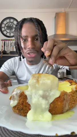 Je teste le caprice pané (j’étais pas prêt..)  @ cestarpinbon #fyp #recette #fromage #cheese #videoviral 