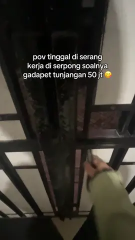 @KAI121 tolong segerakan KRL sampai serang atau perbanyak jadwal KA lokal merak setidaknya satu jam sekali :( #foryou #commuterlife #adayinmylife 