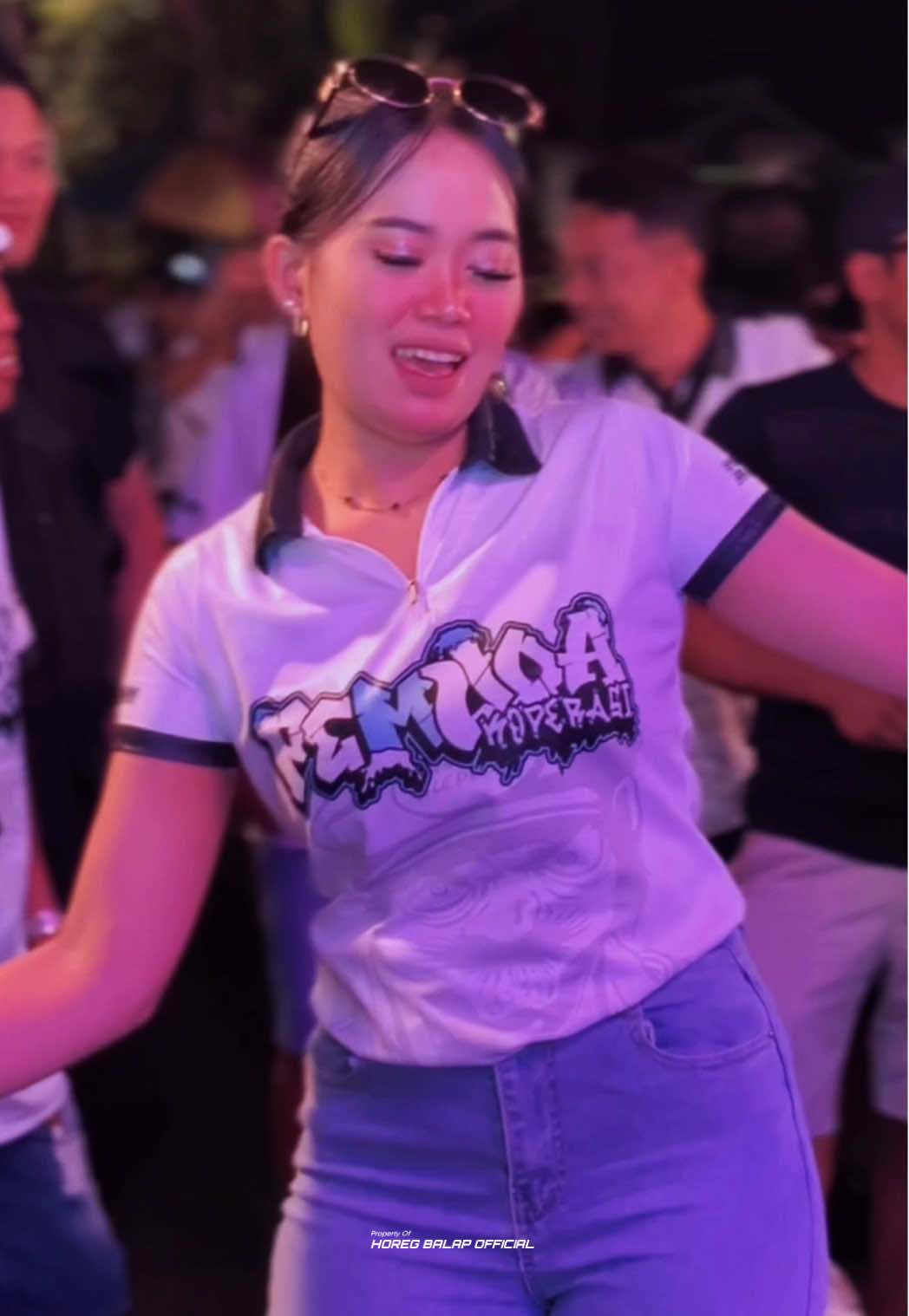 #CapCut Nyatanya yang menampilkan lekukan badan lebih menawan🤩 @ichafebry__ @ELNINO SOUND LOVERS #4upageシ #fypシ゚viral #horegbalap_official 