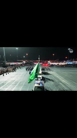 عاشقينك يا بلادي كلنا من صغرنا         عاشقينك من جنوبك لاقصى الشمال  ومعاهدينك من حجازك لوسط نجد وشرقنا    مانخونك ولو تروح أروحنا  لجلك حلال   #السعودية #الأيهم #اكسبلور #سياحة_السعودية  @VYRA 