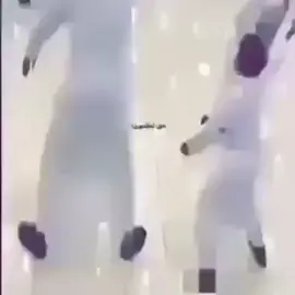 فلو امها 😹