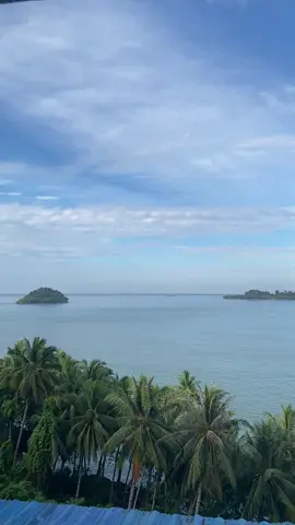 padang senyaman itu🥺💙