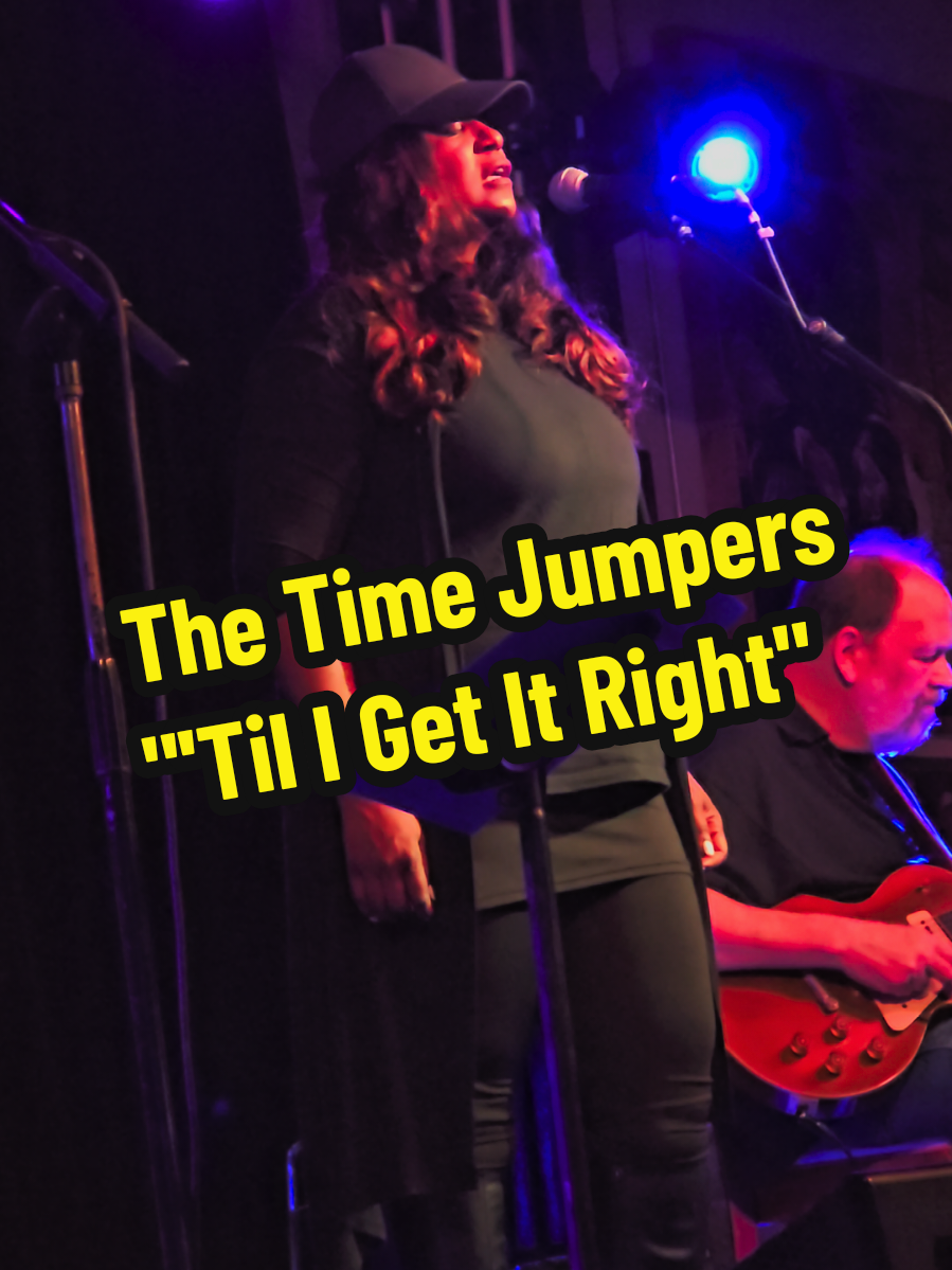 Replying to @pwcotton Here's more of the fabulous @Wendy Moten with the Time Jumpers band, performing Tammy Wynette's 