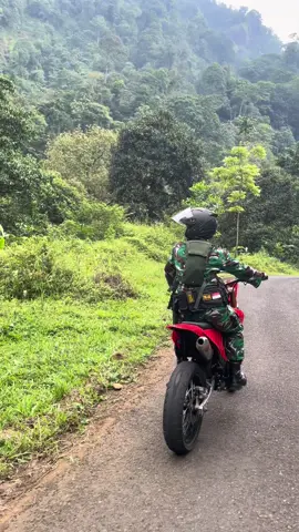 #crf450 #supermoto #supermotoindonesia #supermotoganteng #fypシ゚ 