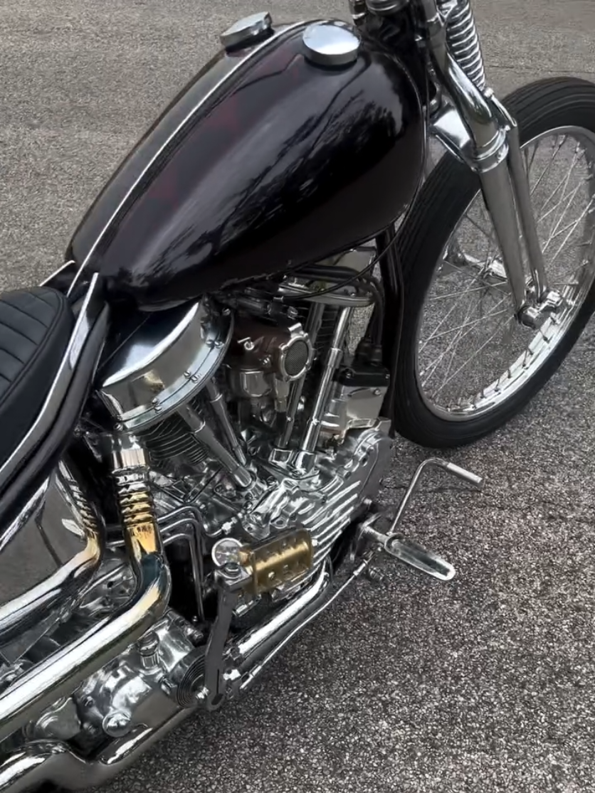Kevin's 48 Panhead 📹 @wreckedmetals #panhead #oldschool #harleydavidson 
