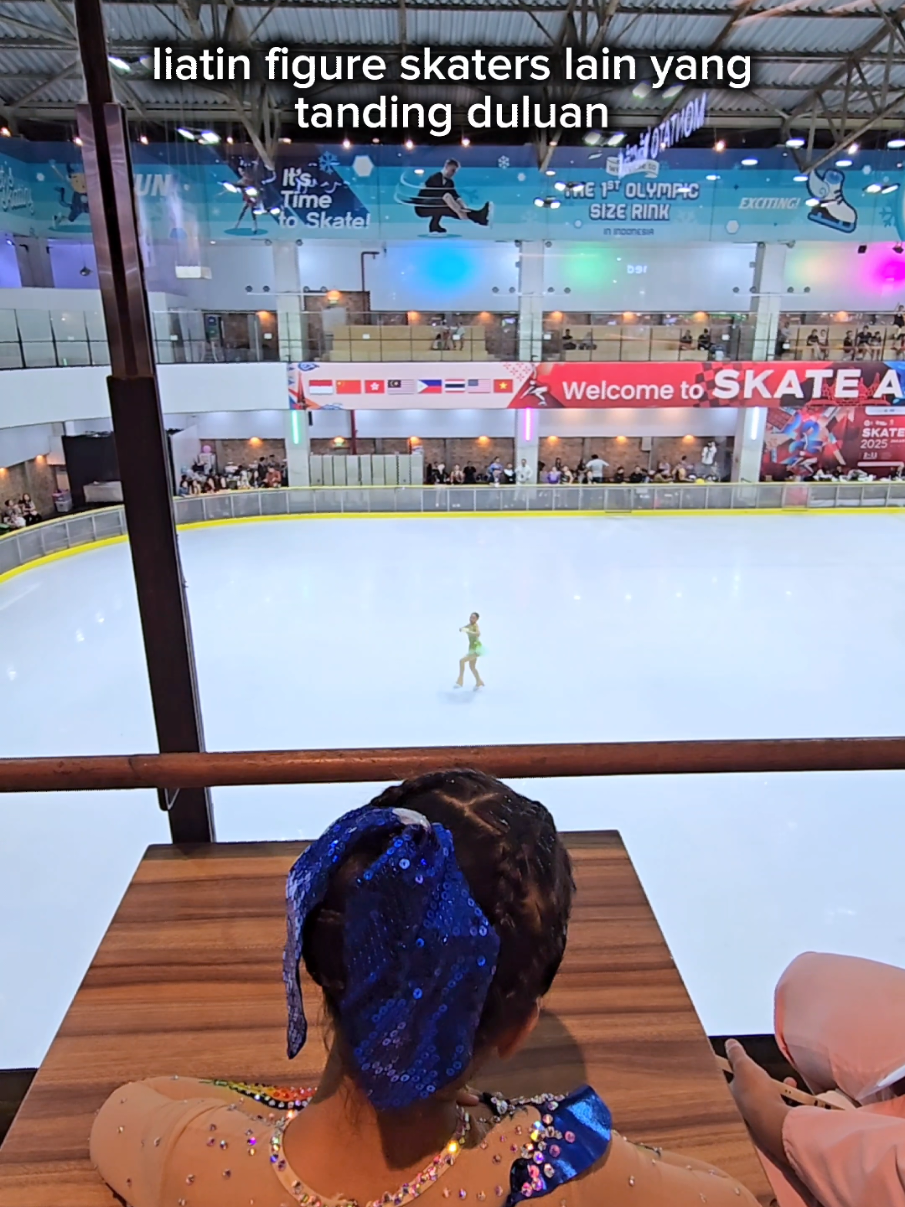 Nonton figure skate dari atas emang seru banget sih🫶😚