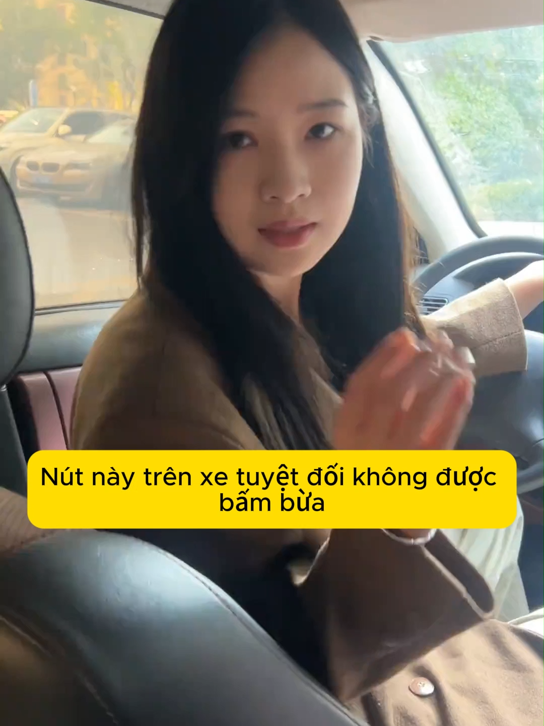 1 số nút bấm hữu ích trong ô tô #phutungoto #giaothonghaihuoc #giaothong #otohanoi #phutung #oto #meooto #meootohay #car #girlcar #meolaioto #lailua #meosuaxe #qcar35 #autopart #qcar #LearnOnTikTok #review #baoduongototainha #meohaymoingay