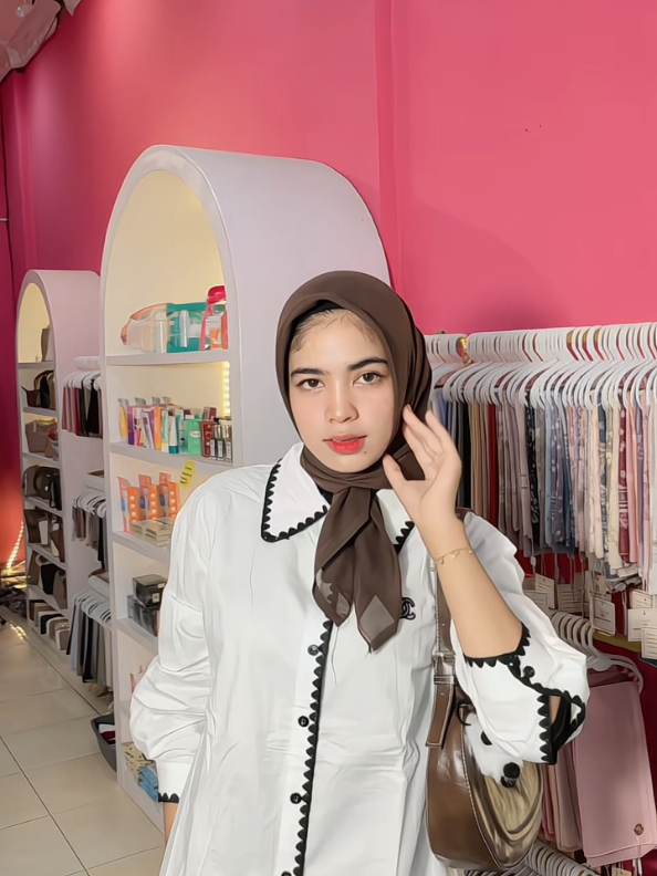 𝗢𝗼𝘁𝗱 𝗯𝘆 𝗰𝗻𝗵 𝗴𝗮𝗹𝗹𝗲𝗿𝘆💕 Jangan lupa join live kita setiap hari ya guys 🤗  #cnhgallery #fyp #OOTD 