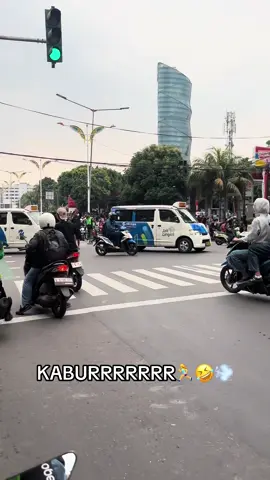 Berasa dikejar zombie😂 #demo28agustus2025 