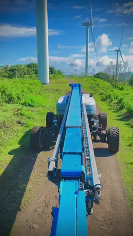 Ready Alat pengantar pekerjaan di ketinggian mulai 14meter- 40meter sewa harian, mingguan,bulanan bisaaaaaa#boomlift #manlift #sisorlift 