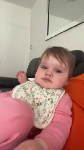 She loves Ms Rachel #missrachel #youtub #babysongs #baby #funn 