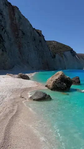 3:10pm. Kefalonia, Greece.