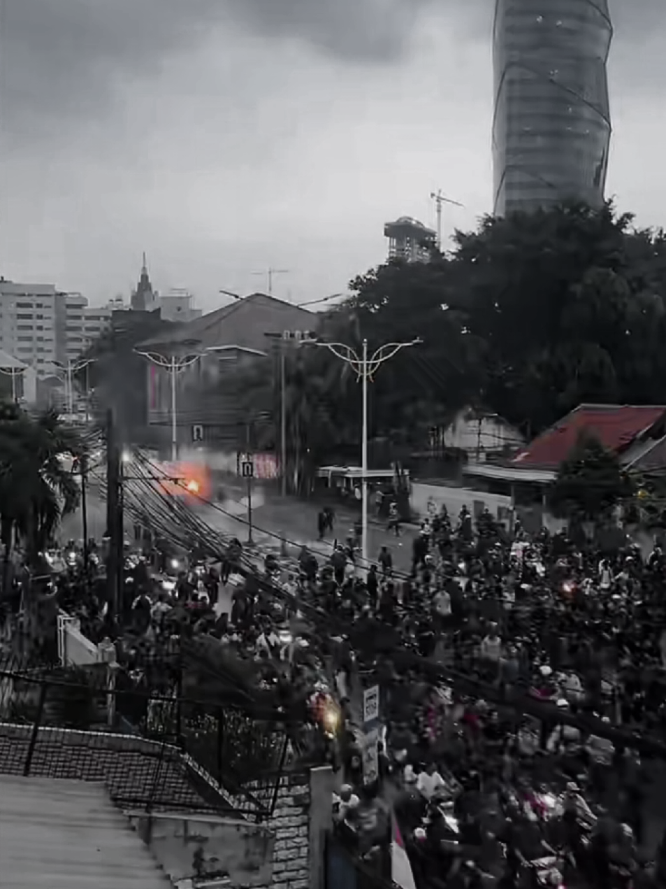25 Agustus 2025 #bubarkandpr #demo #dpr #prabowo #fypシ 