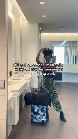 Follow if these are the realizations you want #LolaChél #modeling #modeltiktok #model 