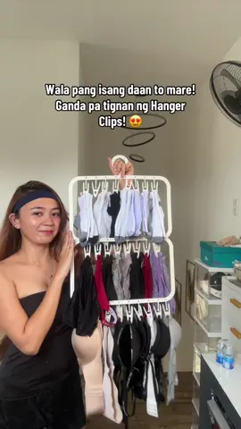 Space saver na kapag sinabit mo din sa hanging cabinet. Grabe! 😍 #hangerclips #hanger #hangerforclothes #organizer 