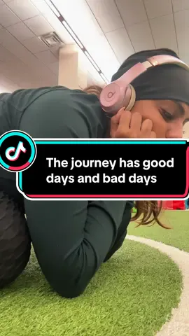 Contemplating every moment. And trying to feel and process it all. #GymTok #gymmotivation #gymgirl #desifitness #fitnessjourney 