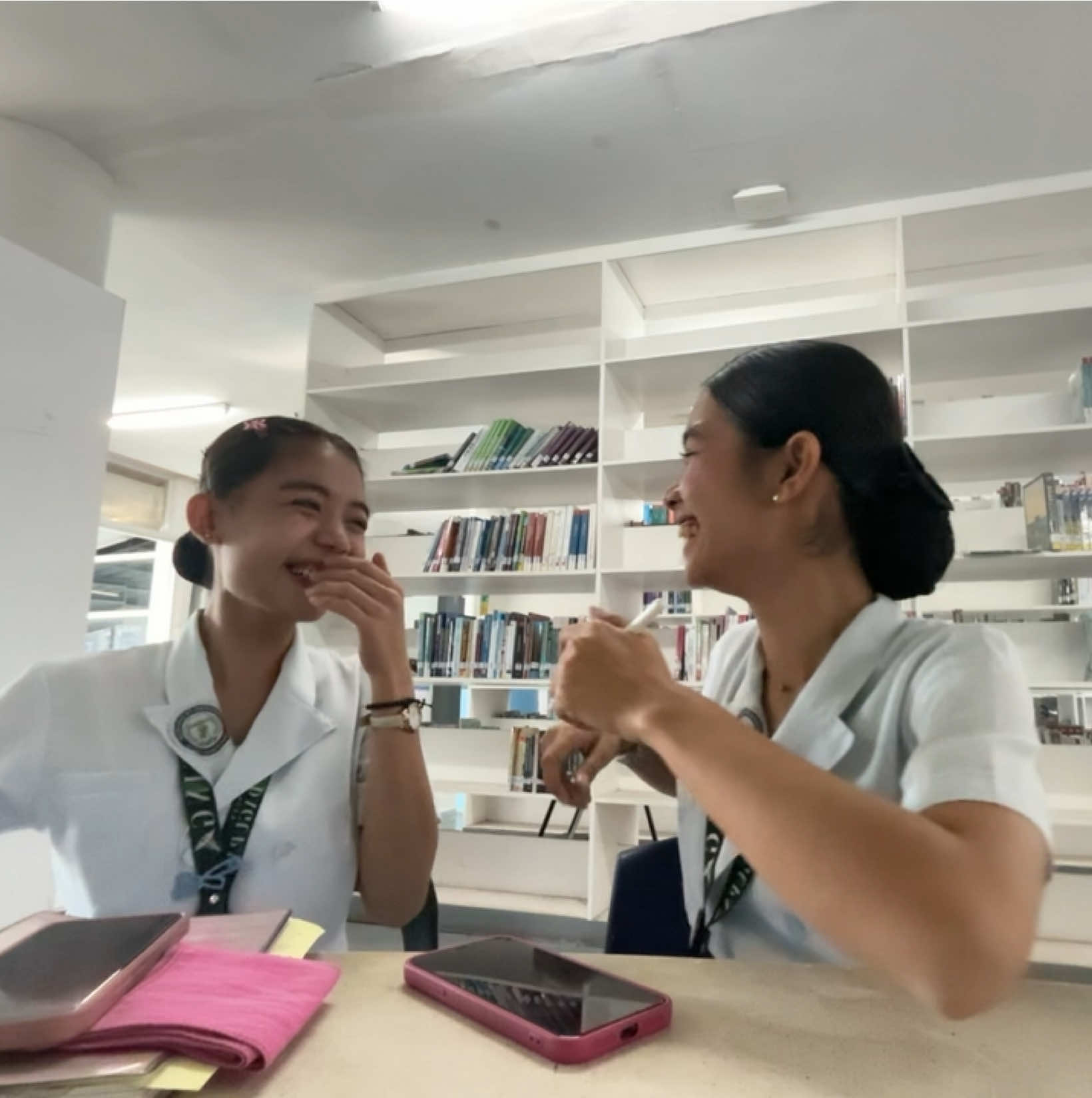 ‘di ko alam paano kita i-co-comfort baks @waitsunduinkolangsimamako 😭😭