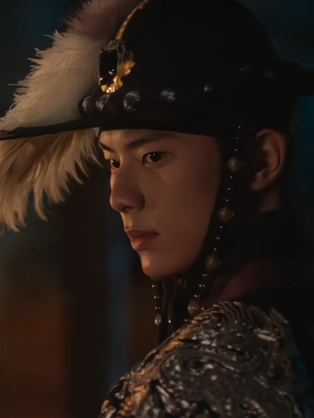 WHY IS HE SO ATTRACTIVE IN THIS DRAMA??😩 #bonappetityourmajesty #yoona #leechaemin #kdrama #fyppppppppppppppppppppppp 