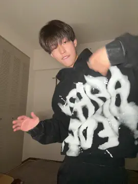 hoodie from@aelfriceden_official 